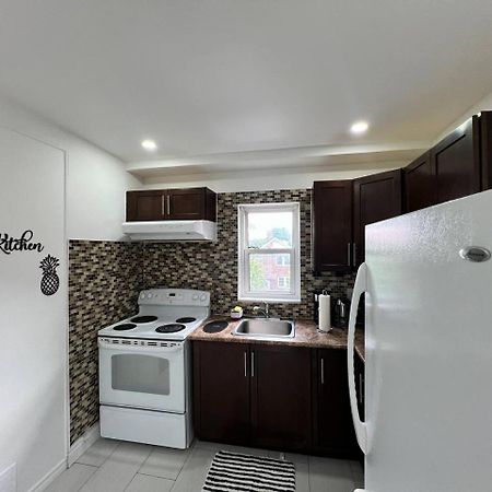#1 Convvy-Nient Residence! Торонто Екстер'єр фото