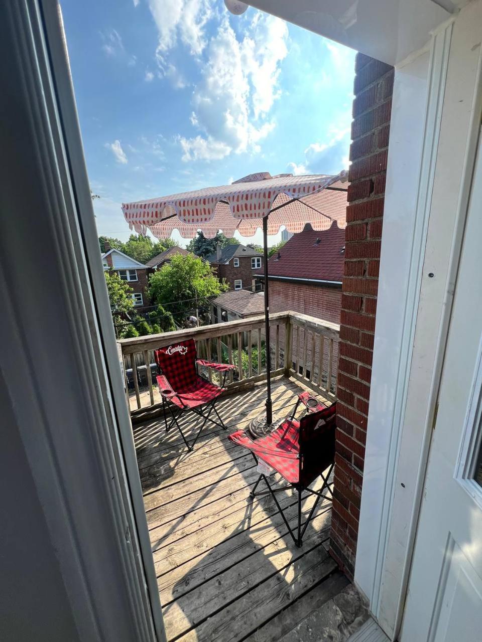#1 Convvy-Nient Residence! Торонто Екстер'єр фото
