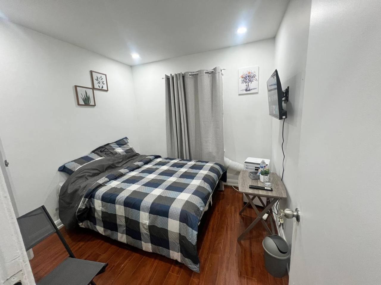 #1 Convvy-Nient Residence! Торонто Екстер'єр фото
