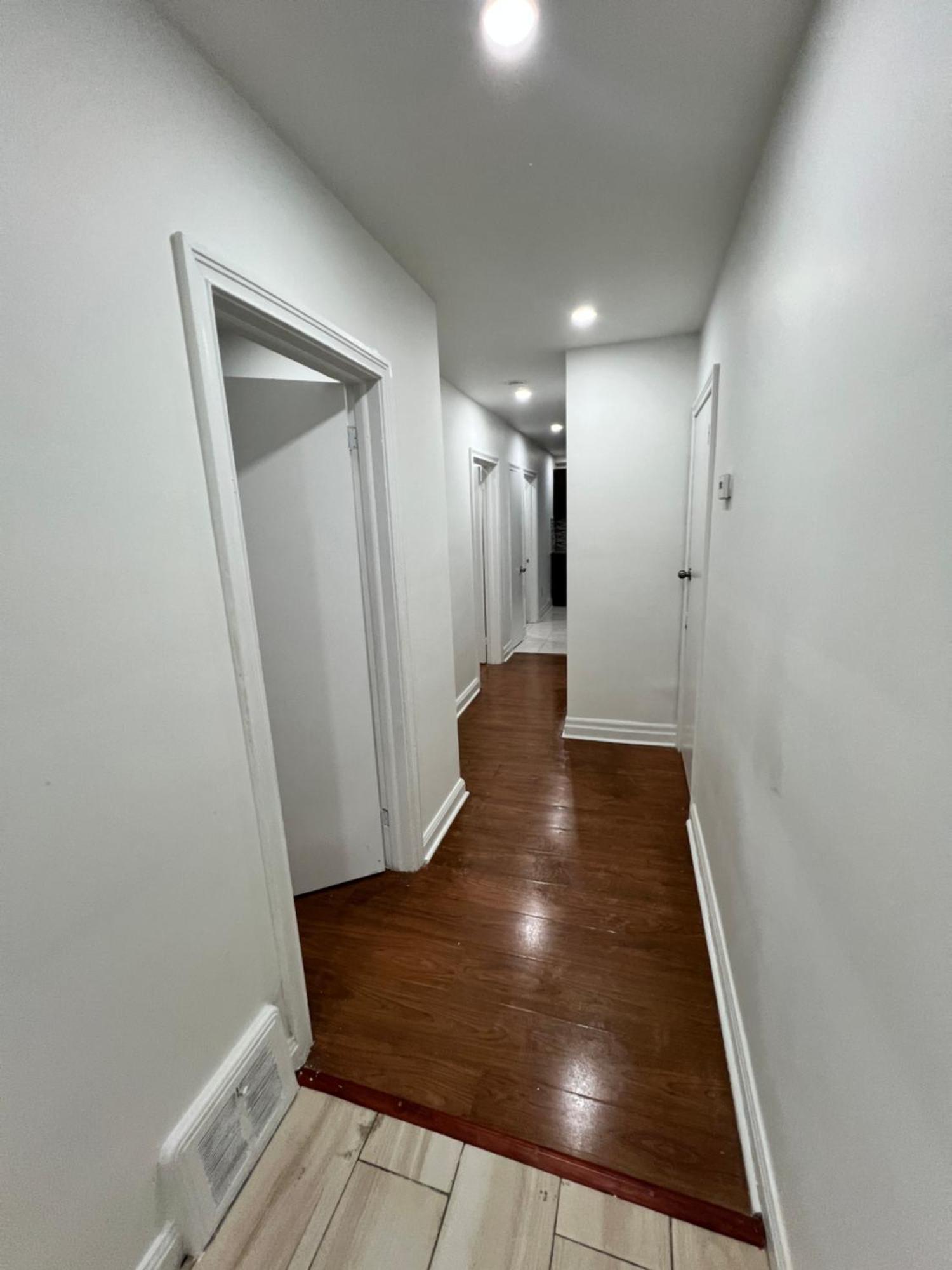 #1 Convvy-Nient Residence! Торонто Екстер'єр фото