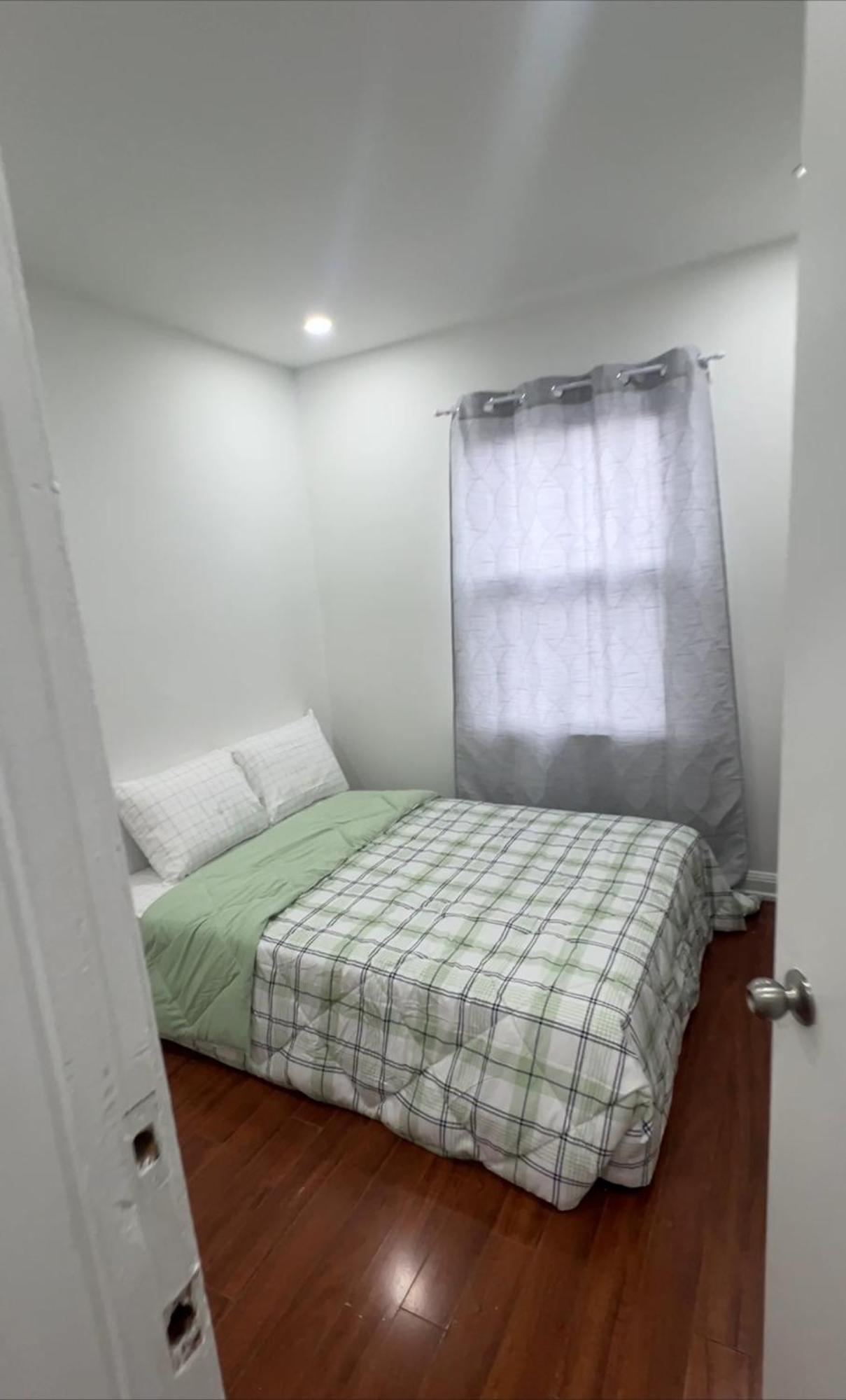 #1 Convvy-Nient Residence! Торонто Екстер'єр фото