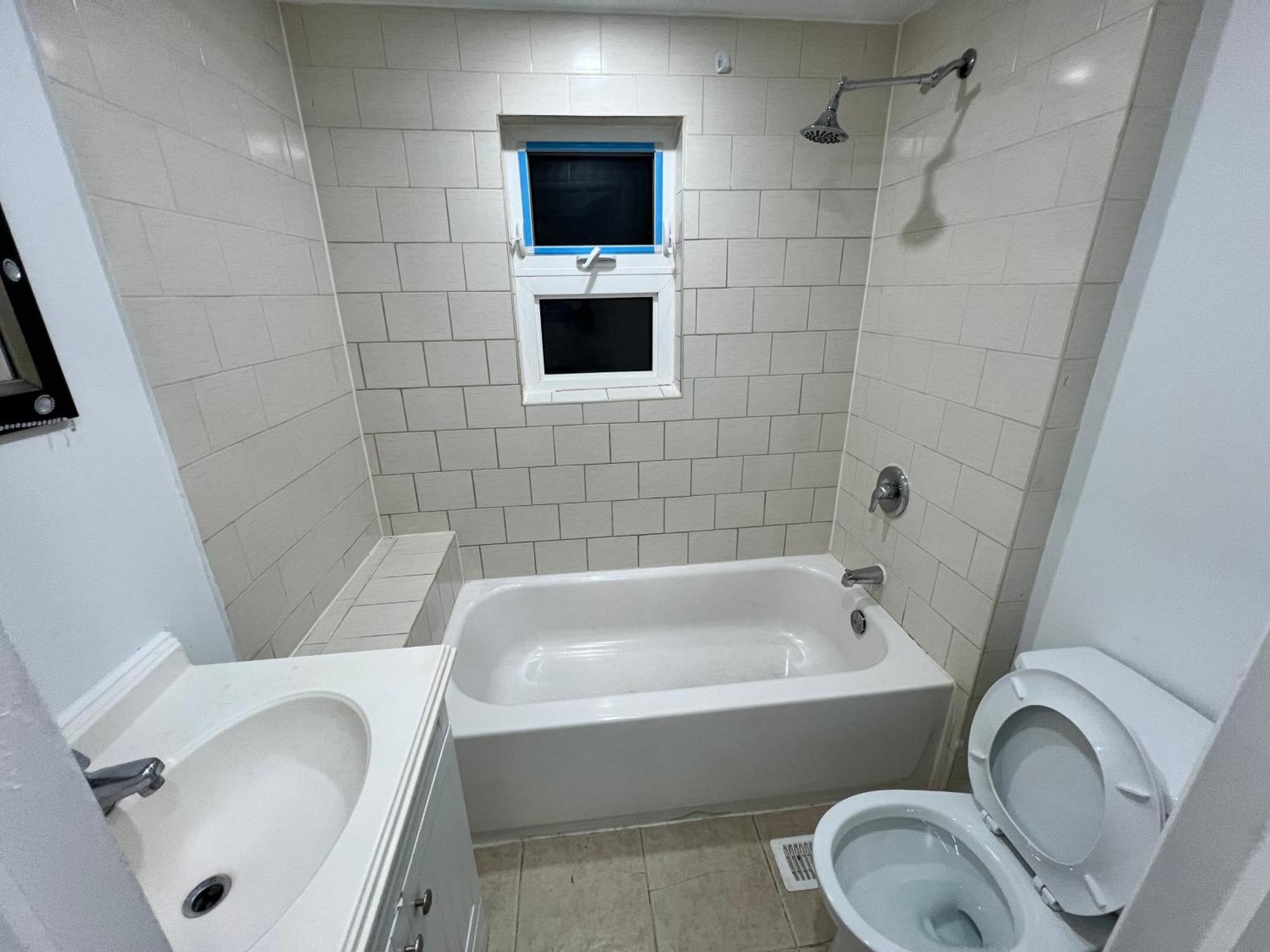 #1 Convvy-Nient Residence! Торонто Екстер'єр фото